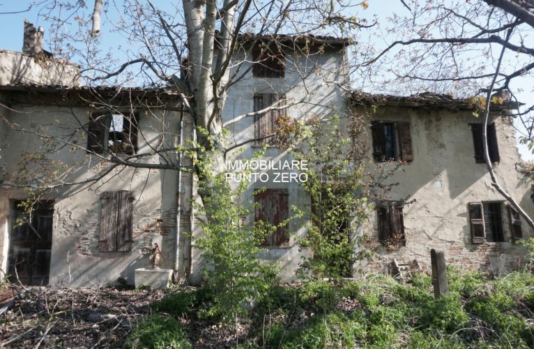 ESCLUSIVA OPPORTUNITÀ: RISTRUTTURA IL TUO RIFUGIO VERDE A MEZZANO SUPERIORE